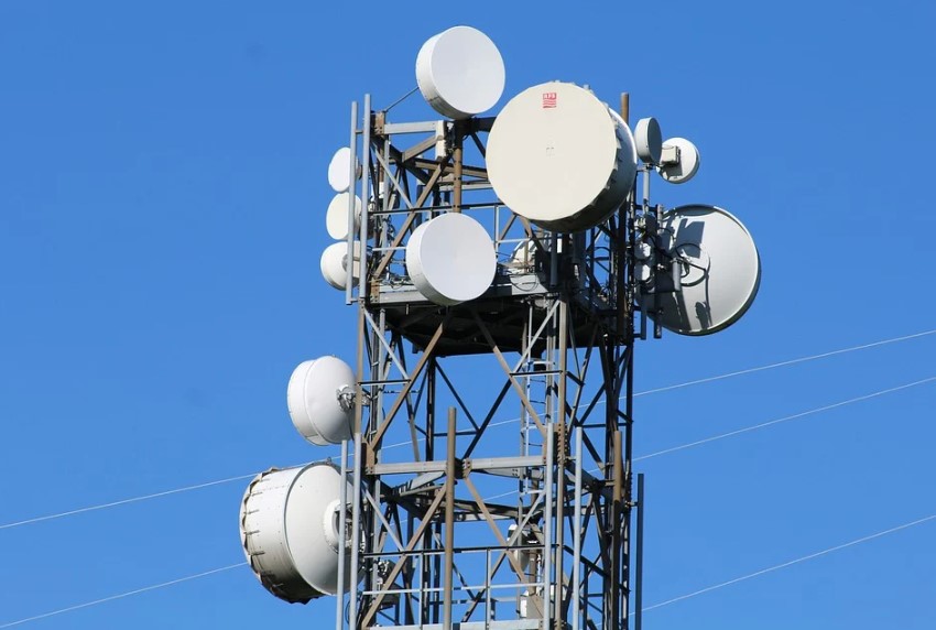 how-to-become-a-telecommunications-engineer-specialist